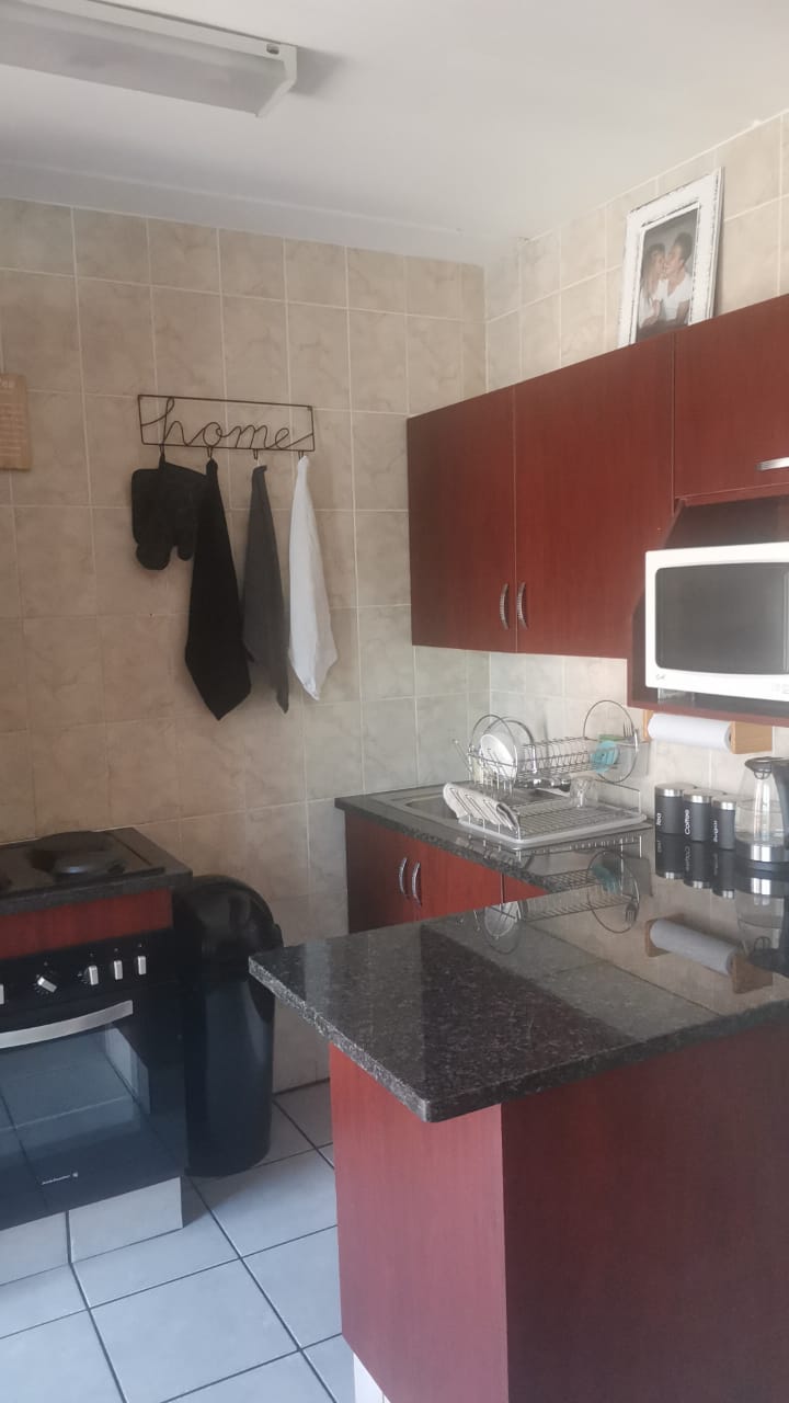 1 Bedroom Property for Sale in Bult South North West